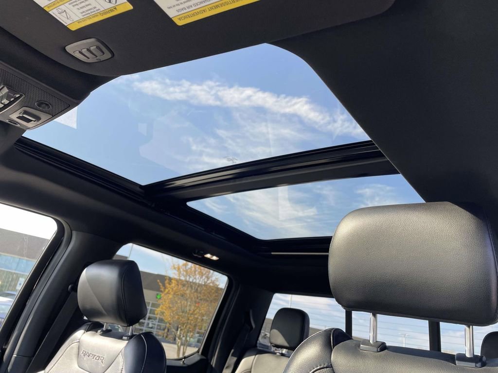 Used 2020 Ford F150 Raptor w/ Equipment Group 802A Luxury AWD/4WD image 9