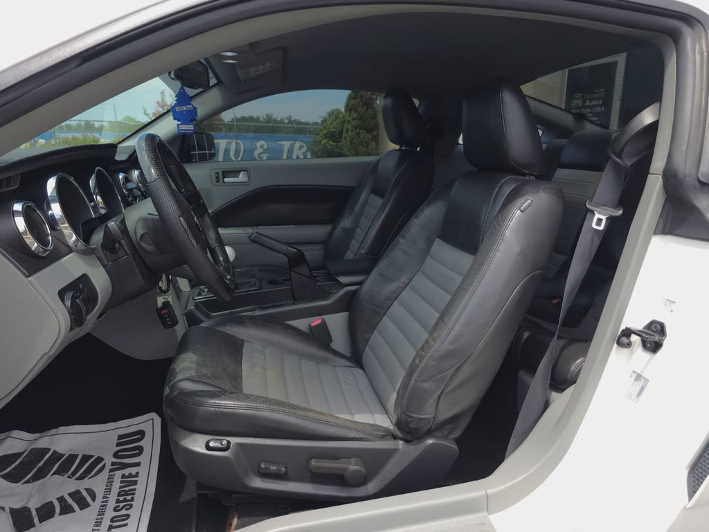 Used 2008 Ford Mustang GT Premium RWD image 10