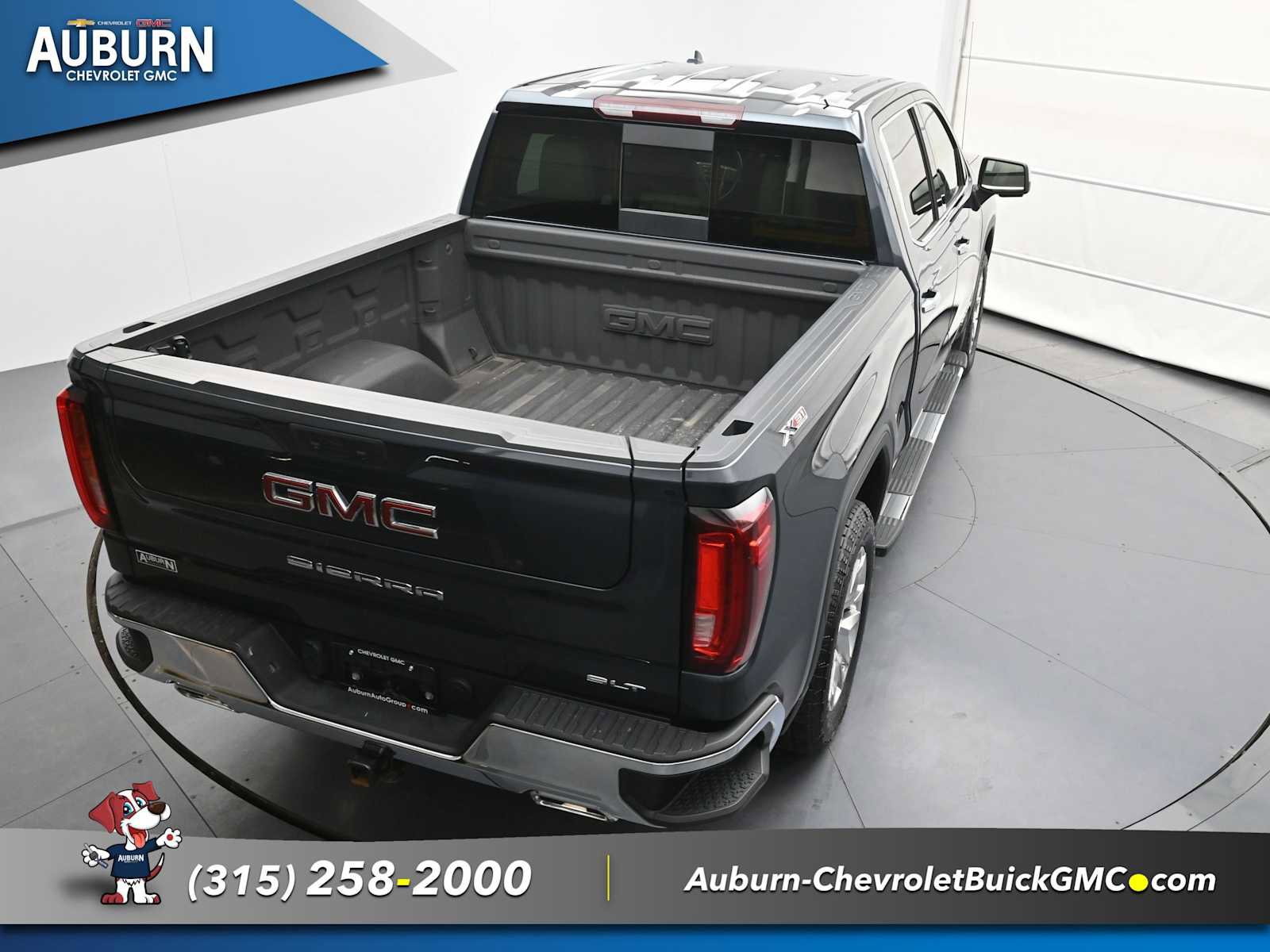Used 2022 GMC Sierra 1500 SLT w/ SLT Premium Package image 29