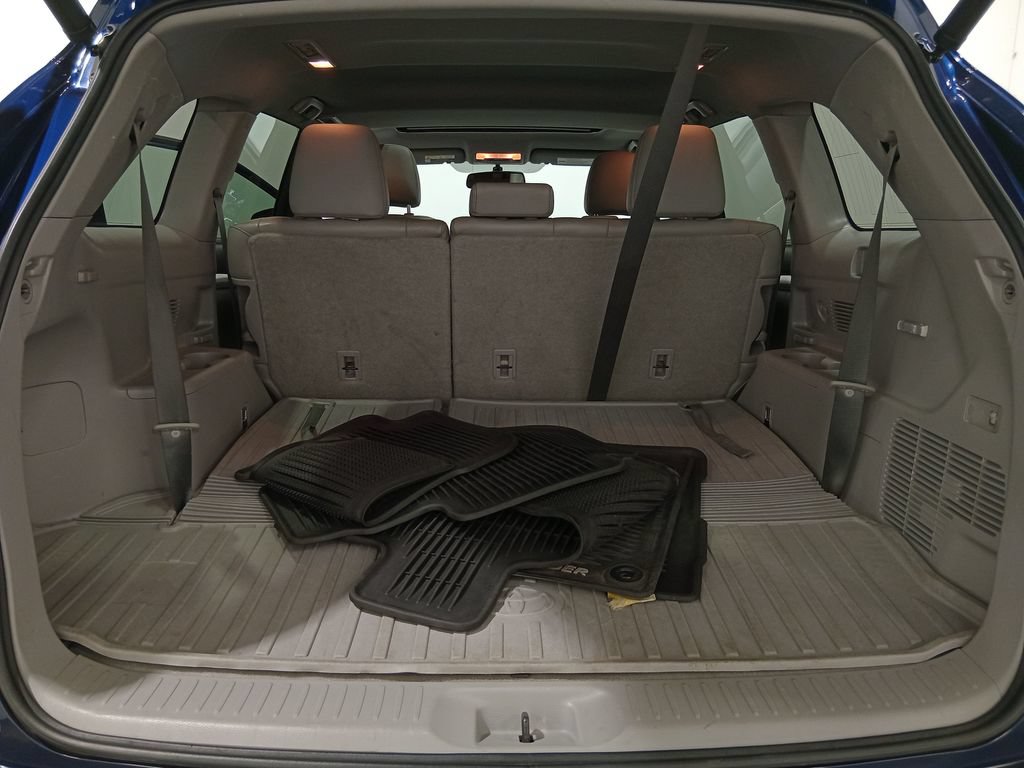 Used 2016 Toyota Highlander XLE AWD/4WD image 5