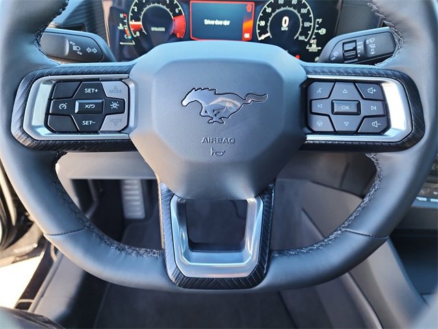 Used 2025 Ford Mustang Coupe image 24