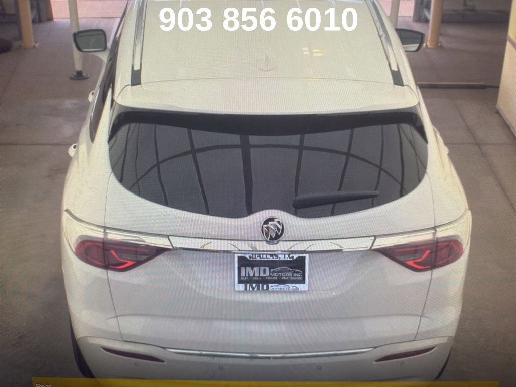 Used 2023 Buick Enclave Essence image 6