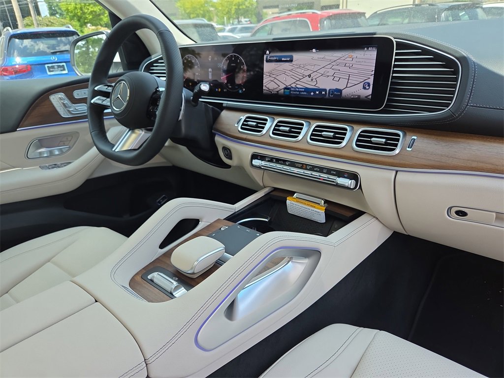 New 2025 Mercedes-Benz GLS 450 4MATIC image 18