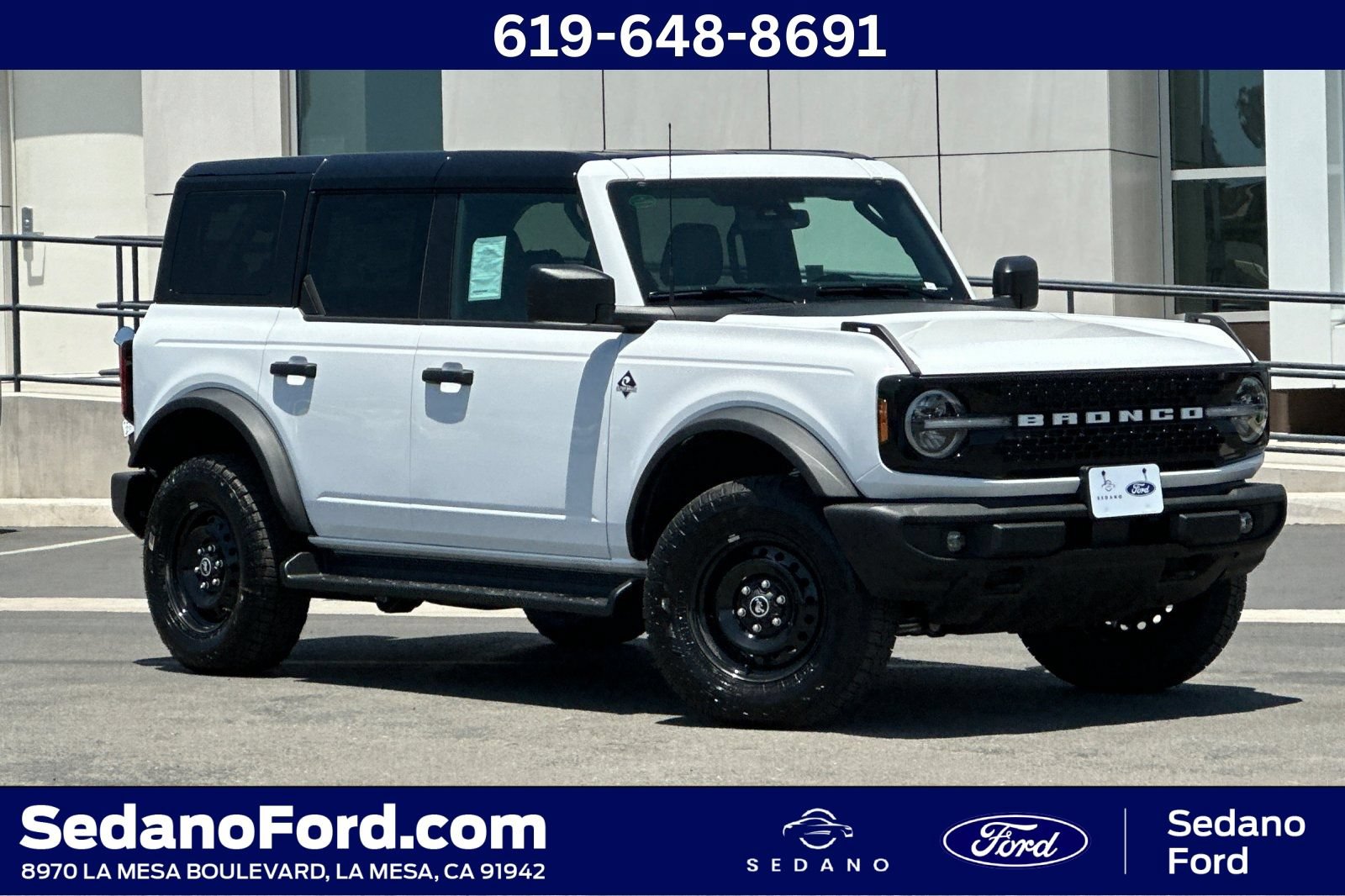 New 2026 Ford Bronco Outer Banks w/ Black Appearance Package