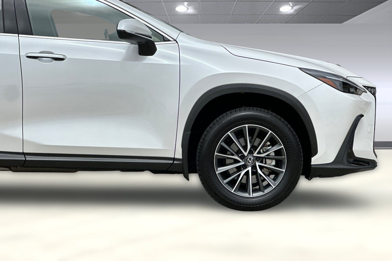Certified 2025 Lexus NX 350h AWD w/ Premium Package image 36