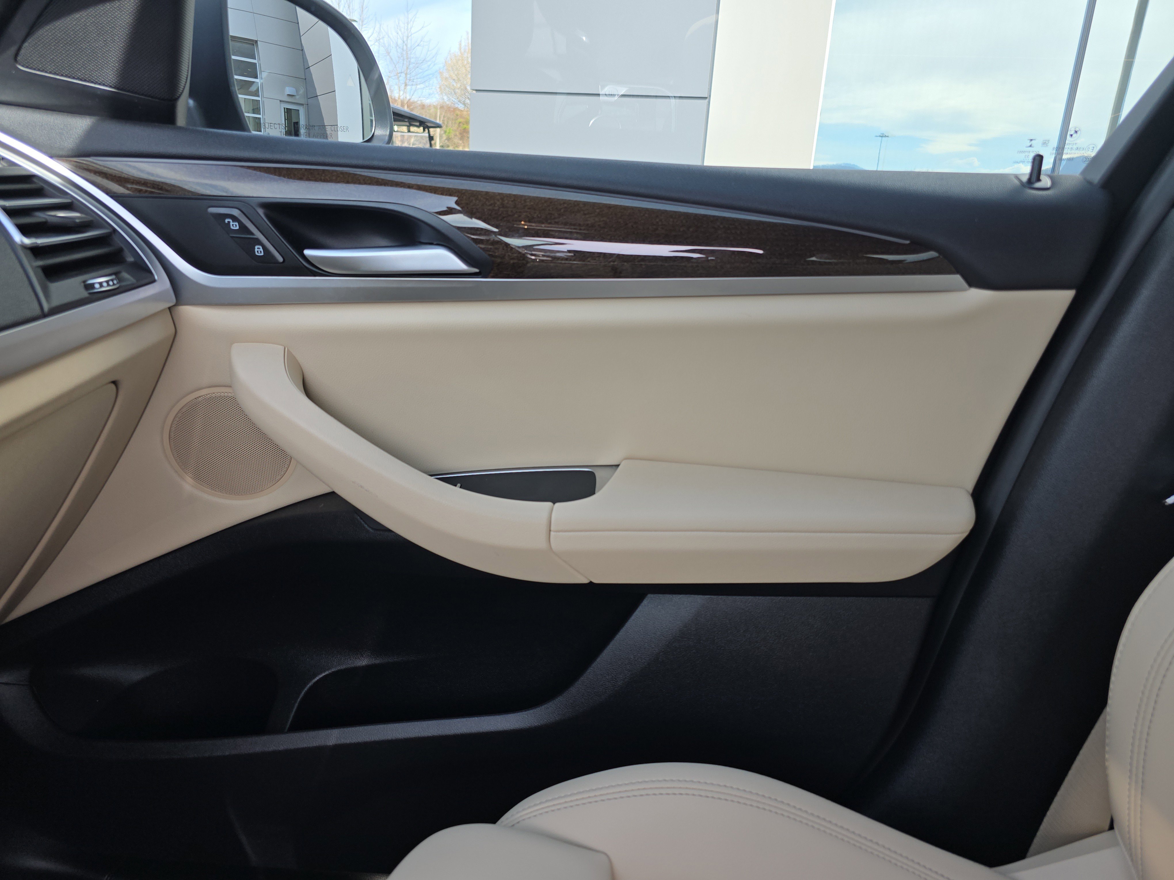 Used 2022 BMW X3 xDrive30i w/ Premium Package 2 image 24