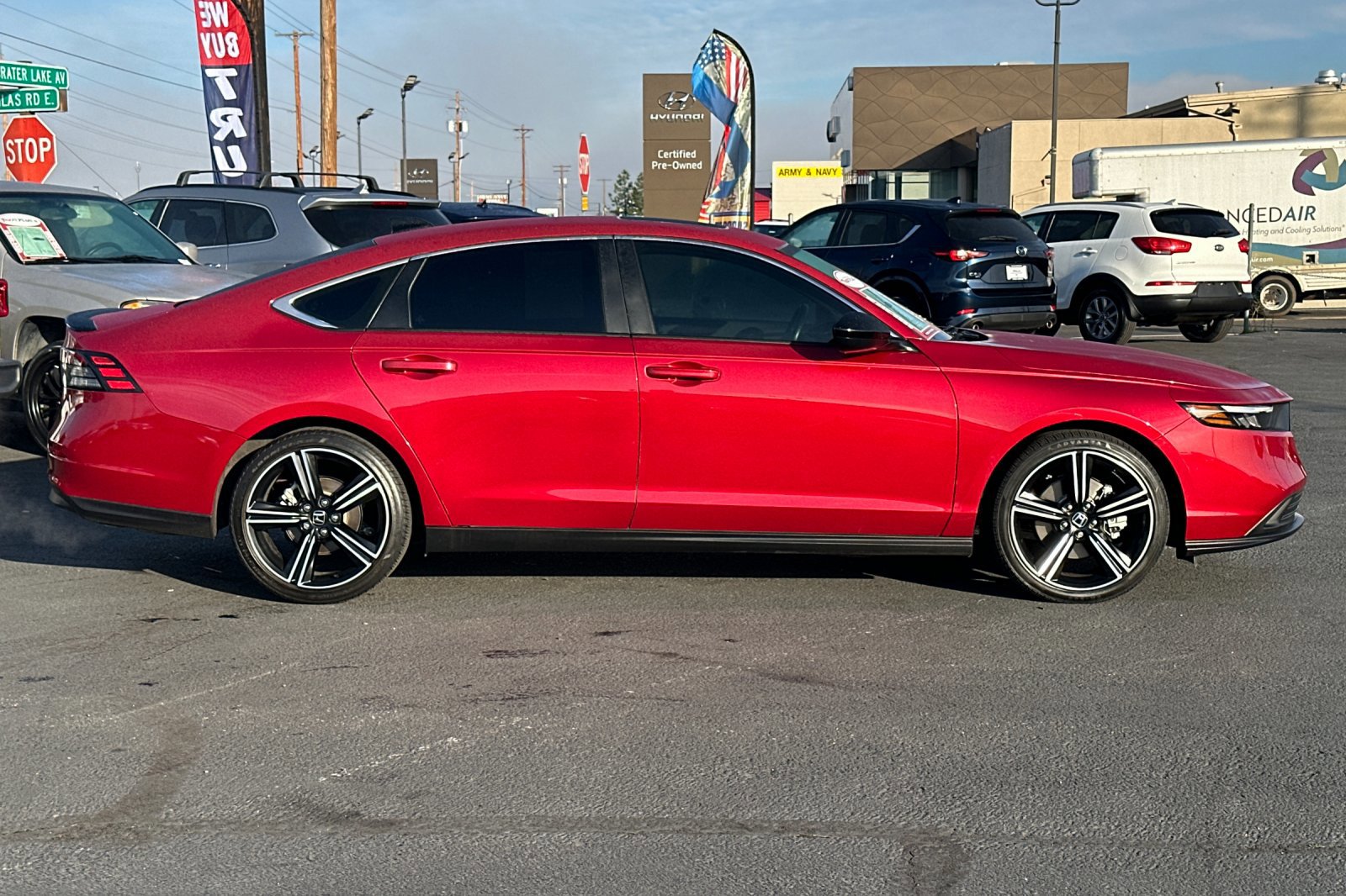 Used 2024 Honda Accord Sport image 3