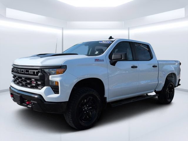 Used 2025 Chevrolet Silverado 1500 Custom Trail Boss AWD/4WD image 7