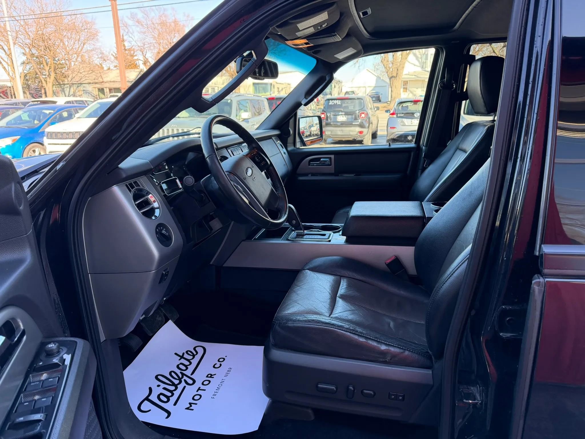 Used 2011 Ford Expedition XLT w/ 202A Rapid Spec Order Code image 10