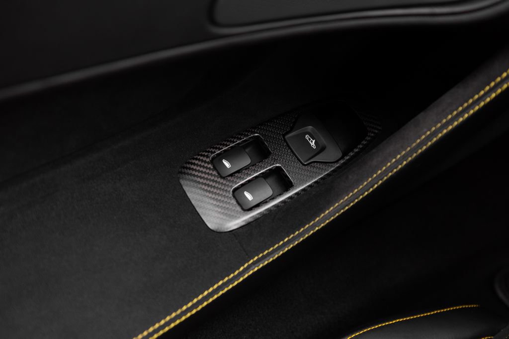 Used 2019 McLaren 570S Spider RWD image 30