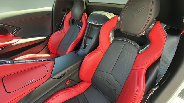 Used 2024 Chevrolet Corvette Stingray Preferred Conv w/ Stealth Interior Trim Package RWD image 18