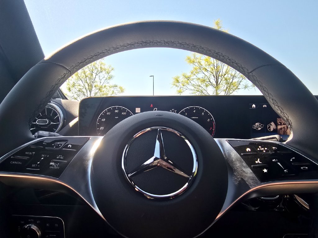 New 2026 Mercedes-Benz GLA 250 4MATIC image 28