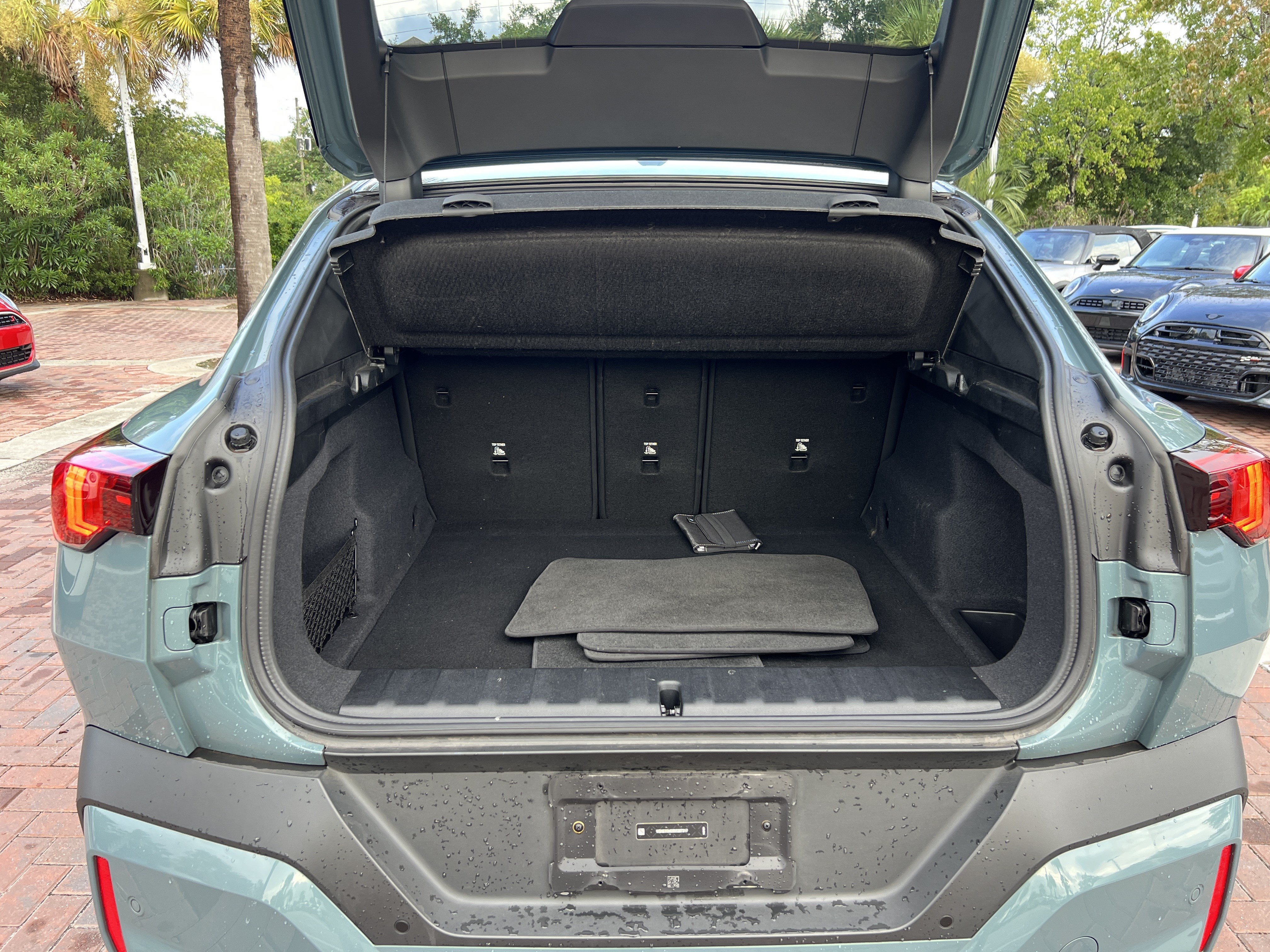 Certified 2025 BMW X2 xDrive28i AWD/4WD image 31