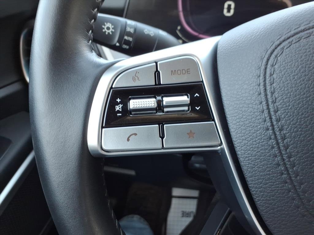 Used 2025 Kia Telluride S image 19