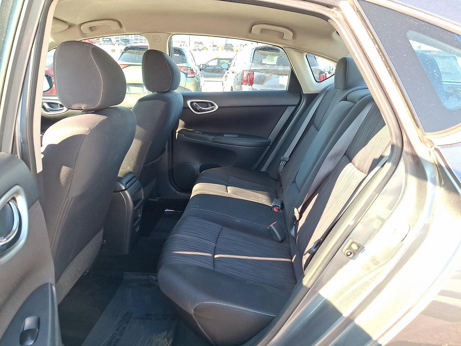 Used 2018 Nissan Sentra SV image 9