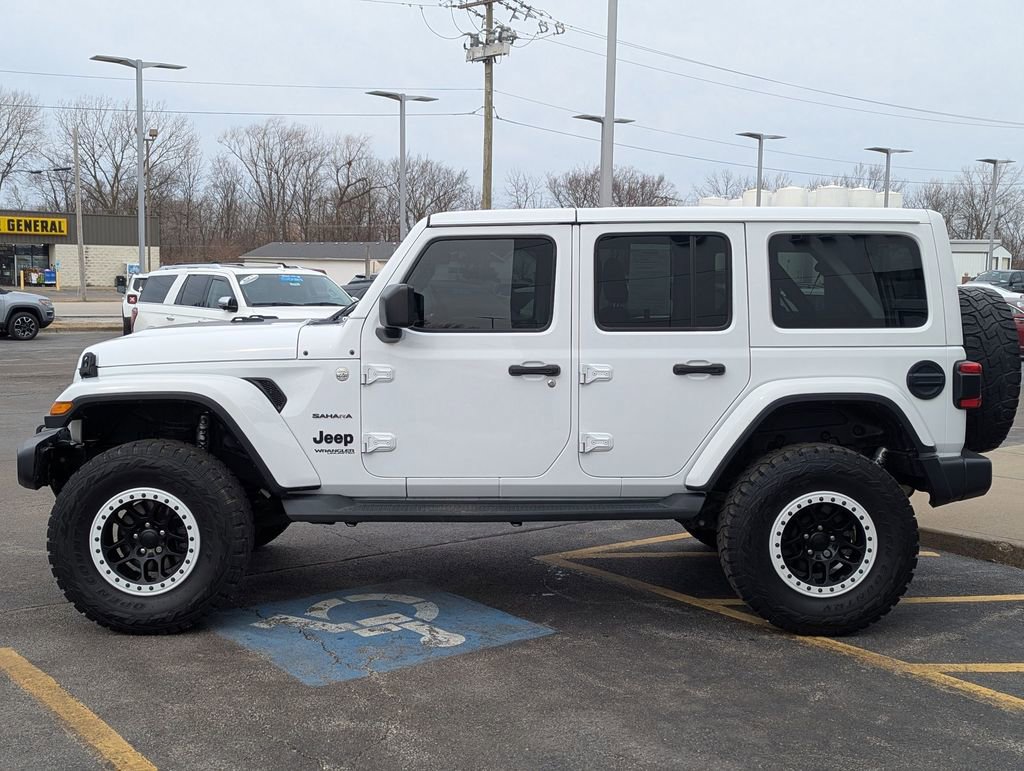 Used 2018 Jeep Wrangler Unlimited Sahara image 6