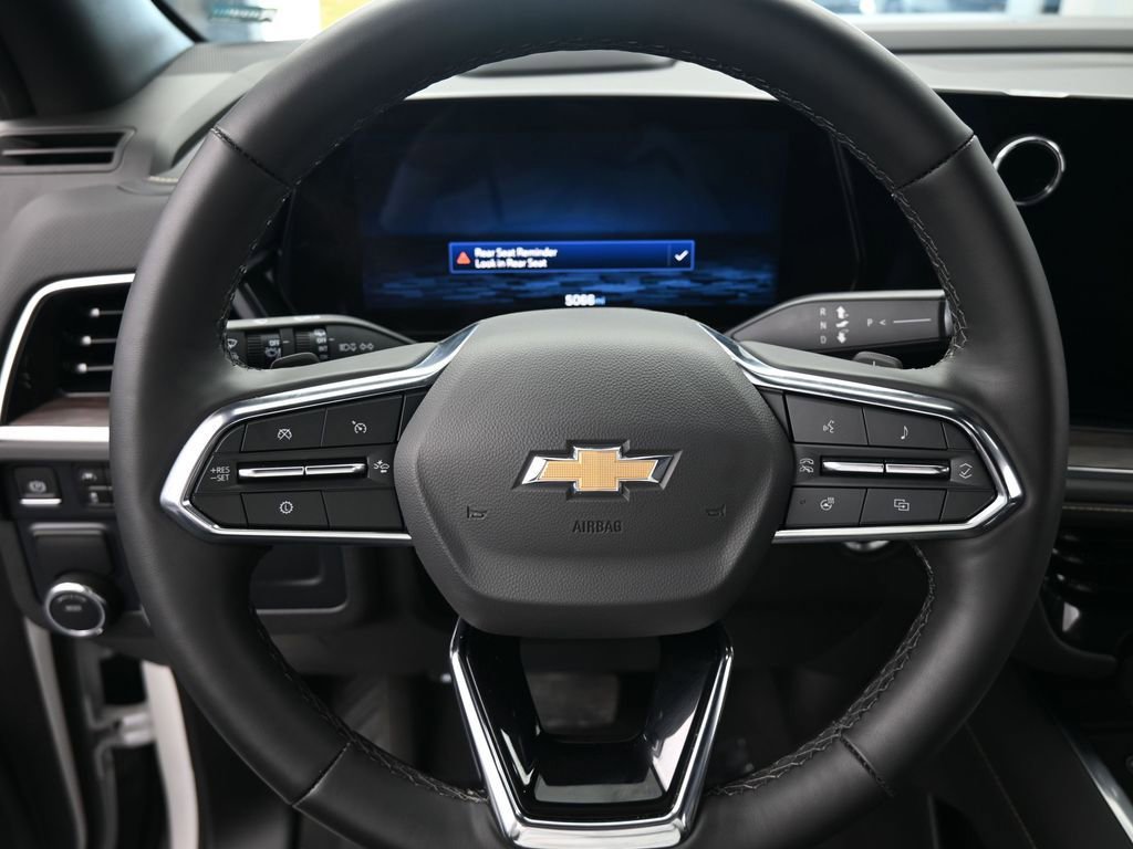 New 2025 Chevrolet Suburban Premier image 15