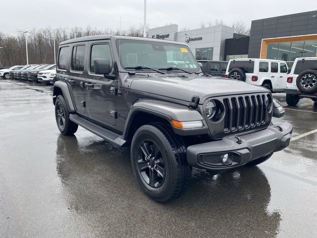 Used 2022 Jeep Wrangler Unlimited Sahara image 1