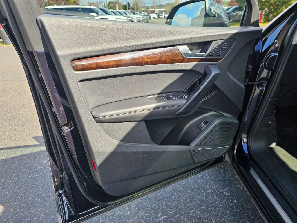 Used 2019 Audi Q5 2.0T Premium Plus w/ Premium Plus Package image 23