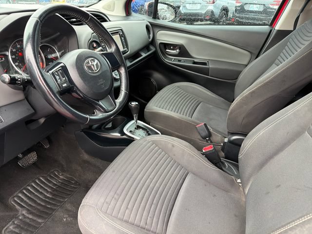 Used 2015 Toyota Yaris SE FWD image 17
