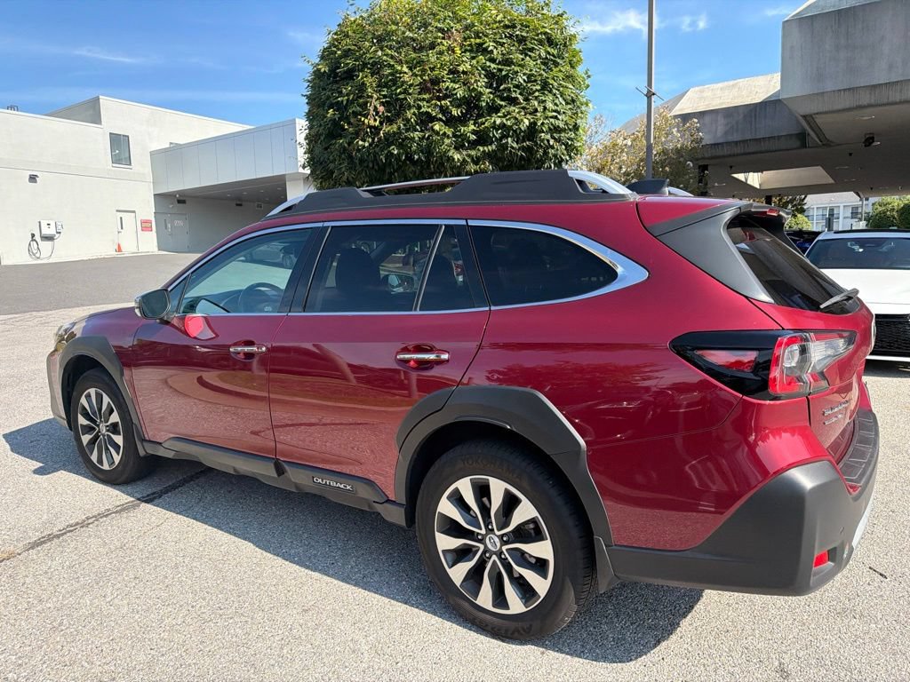 Used 2025 Subaru Outback Touring XT AWD/4WD image 24