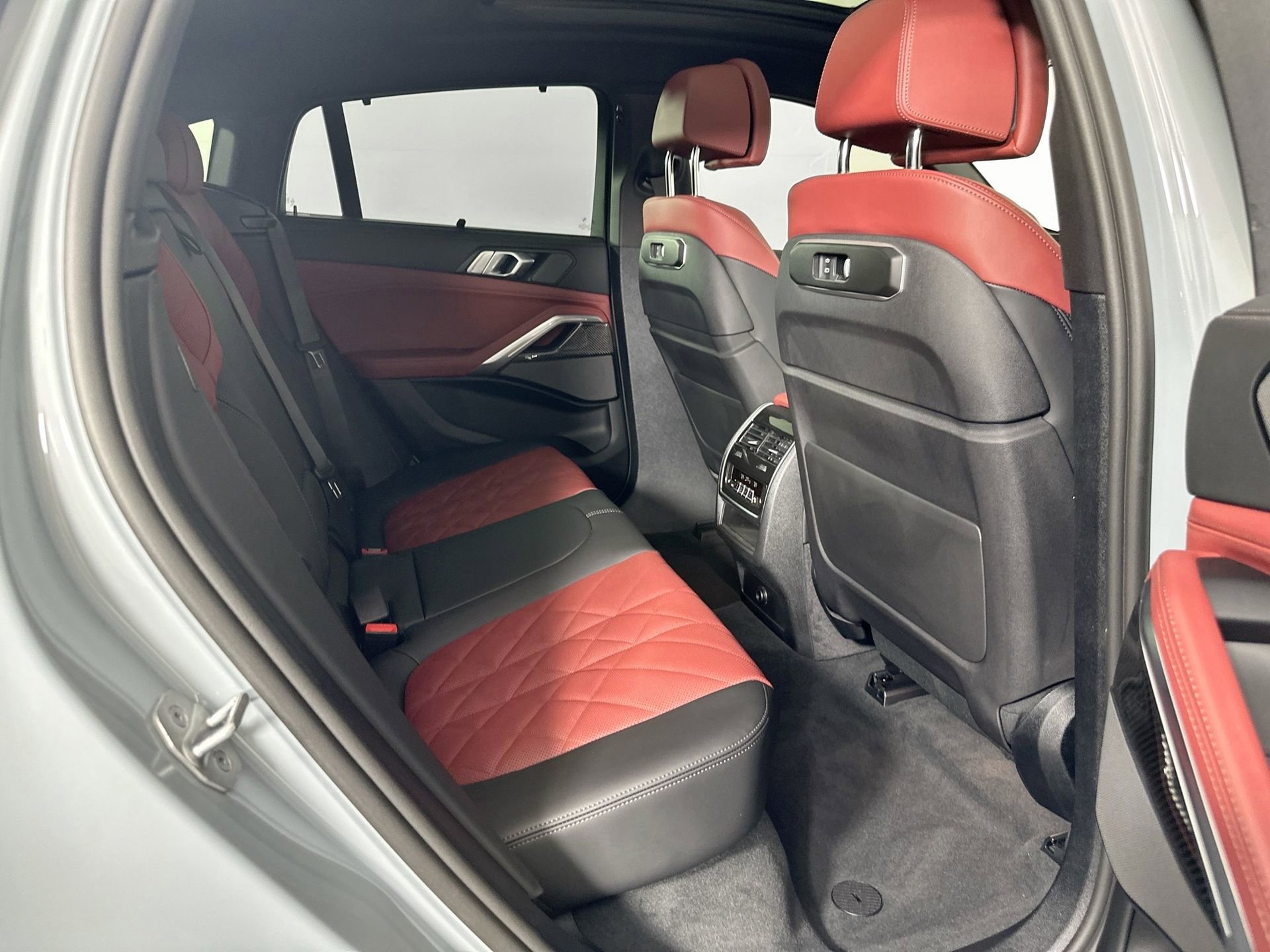 New 2026 BMW X6 M60i image 24