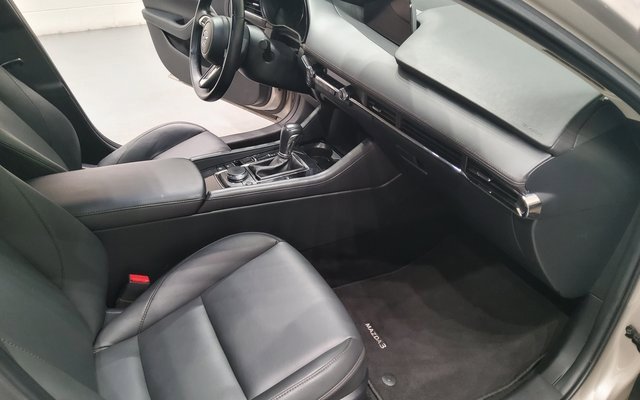 Used 2024 MAZDA MAZDA3 s image 17