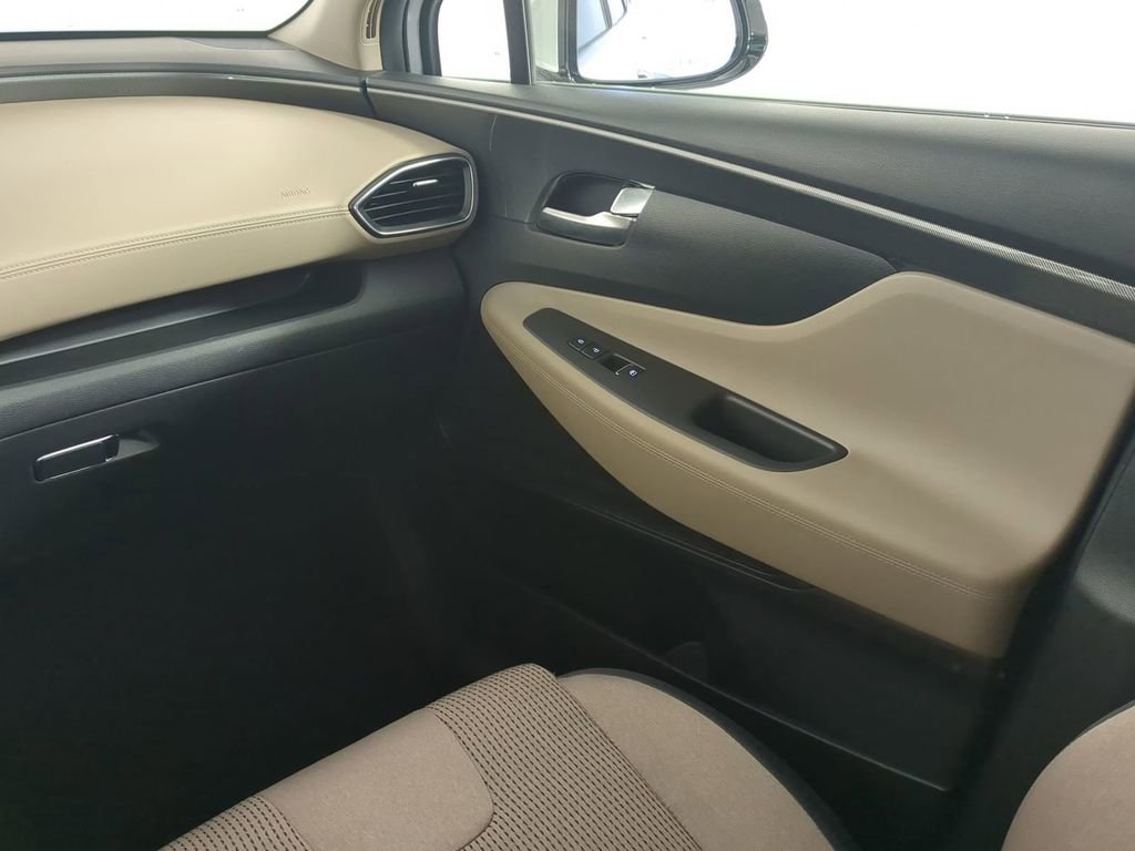 Used 2023 Hyundai Santa Fe SEL image 20