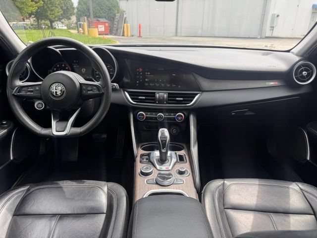 Used 2021 Alfa Romeo Giulia Ti w/ Nero Edizione RWD image 25