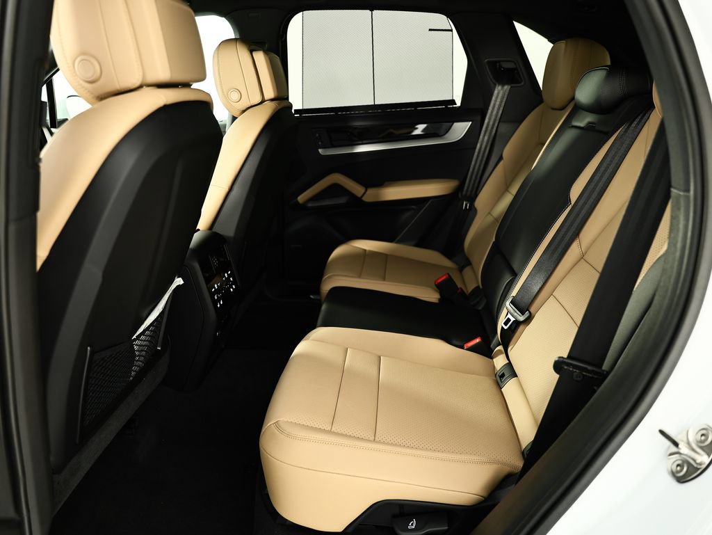 New 2026 Porsche Cayenne AWD/4WD image 27
