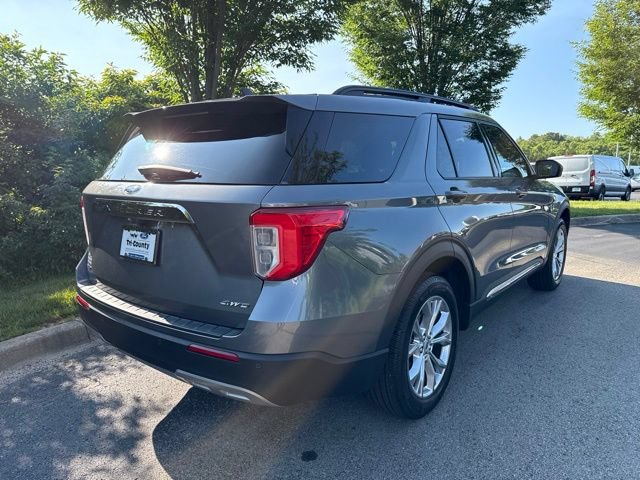Used 2024 Ford Explorer XLT w/ Equipment Group 202A AWD/4WD image 8