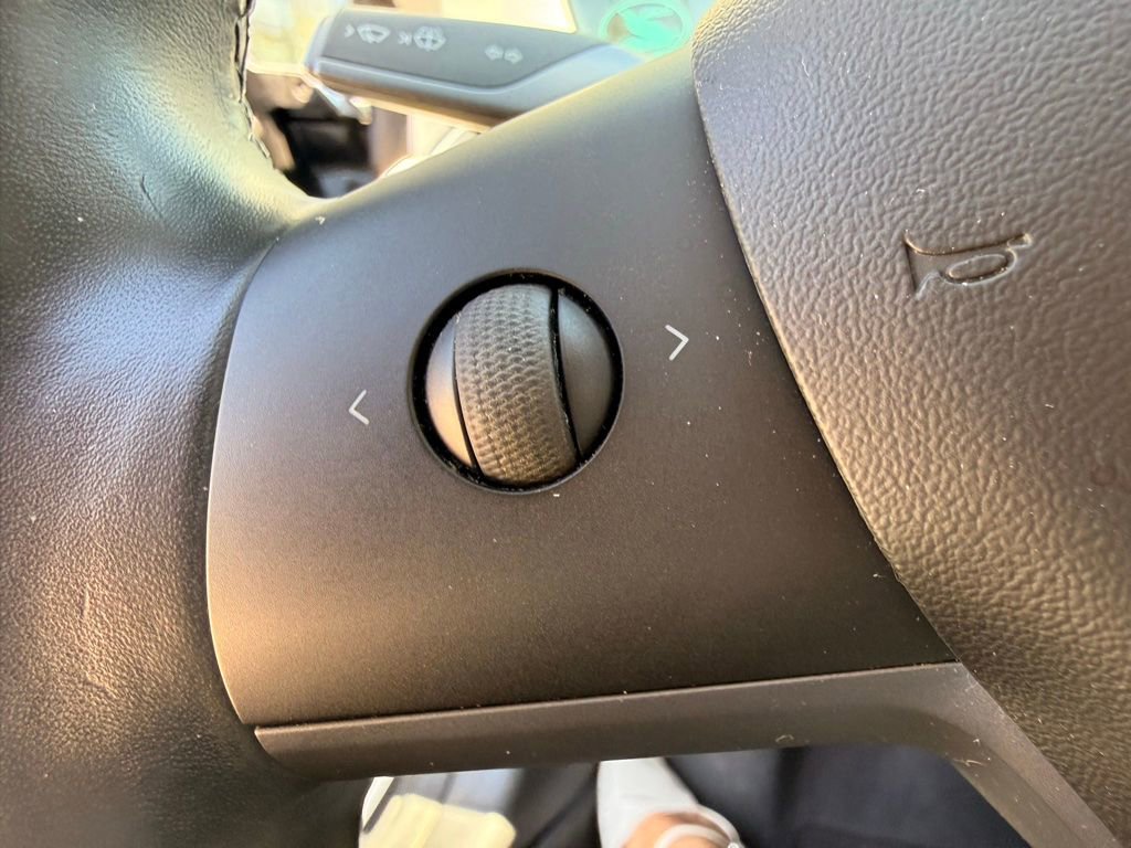 Used 2019 Tesla Model 3 Performance image 11