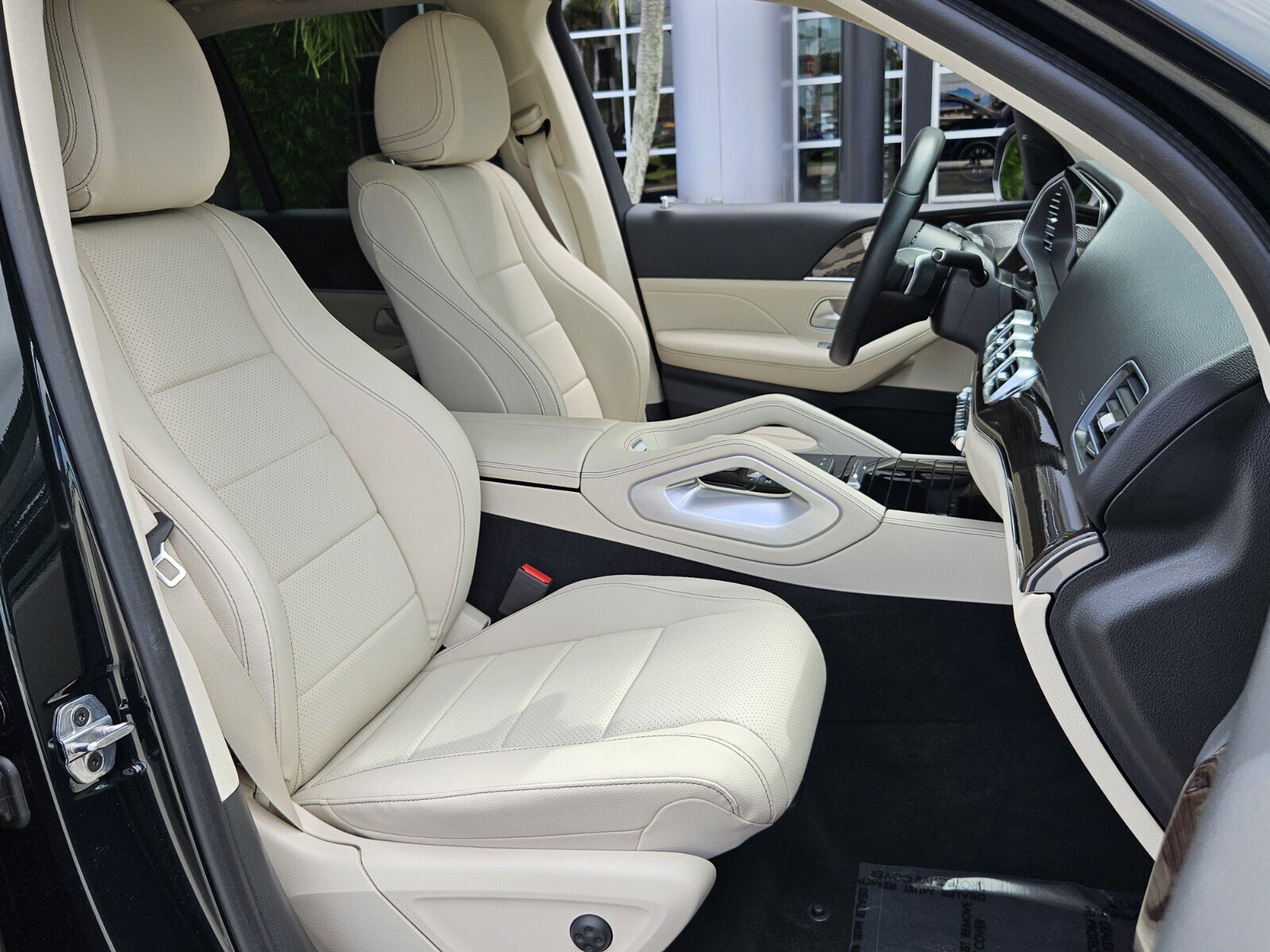 Certified 2025 Mercedes-Benz GLE 450e 4MATIC image 24