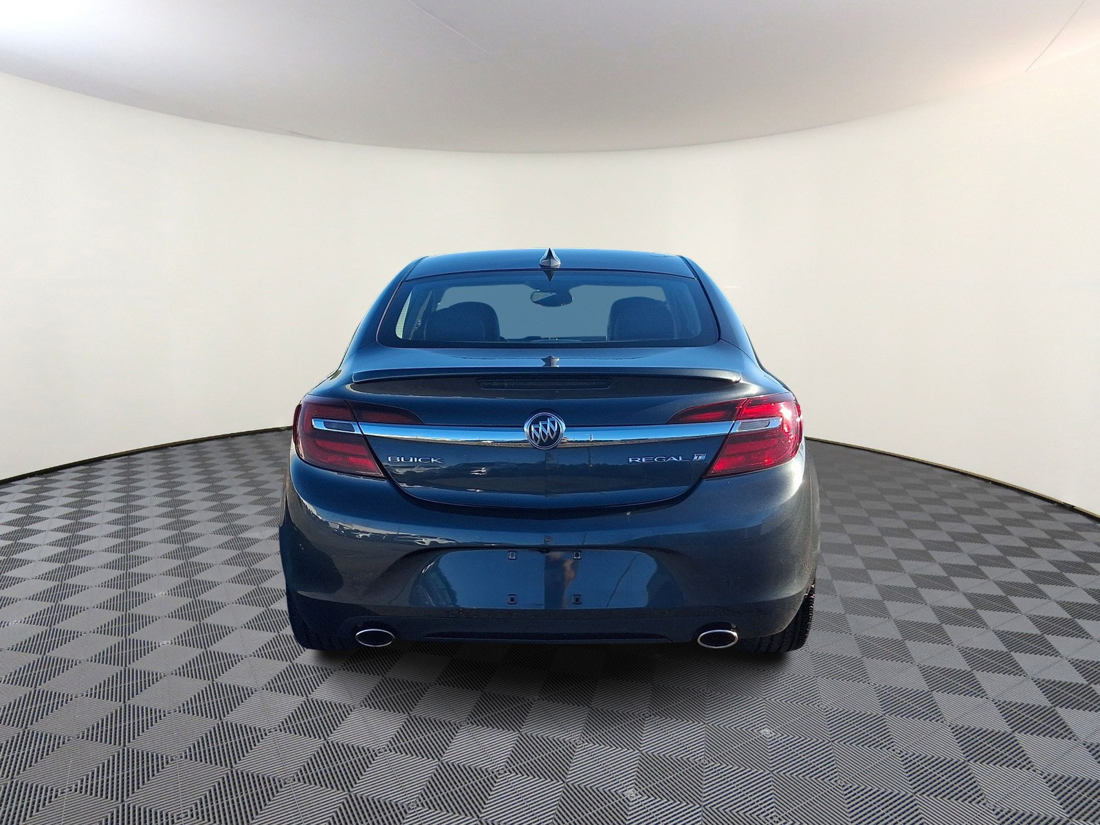 Used 2017 Buick Regal Sport Touring FWD image 6