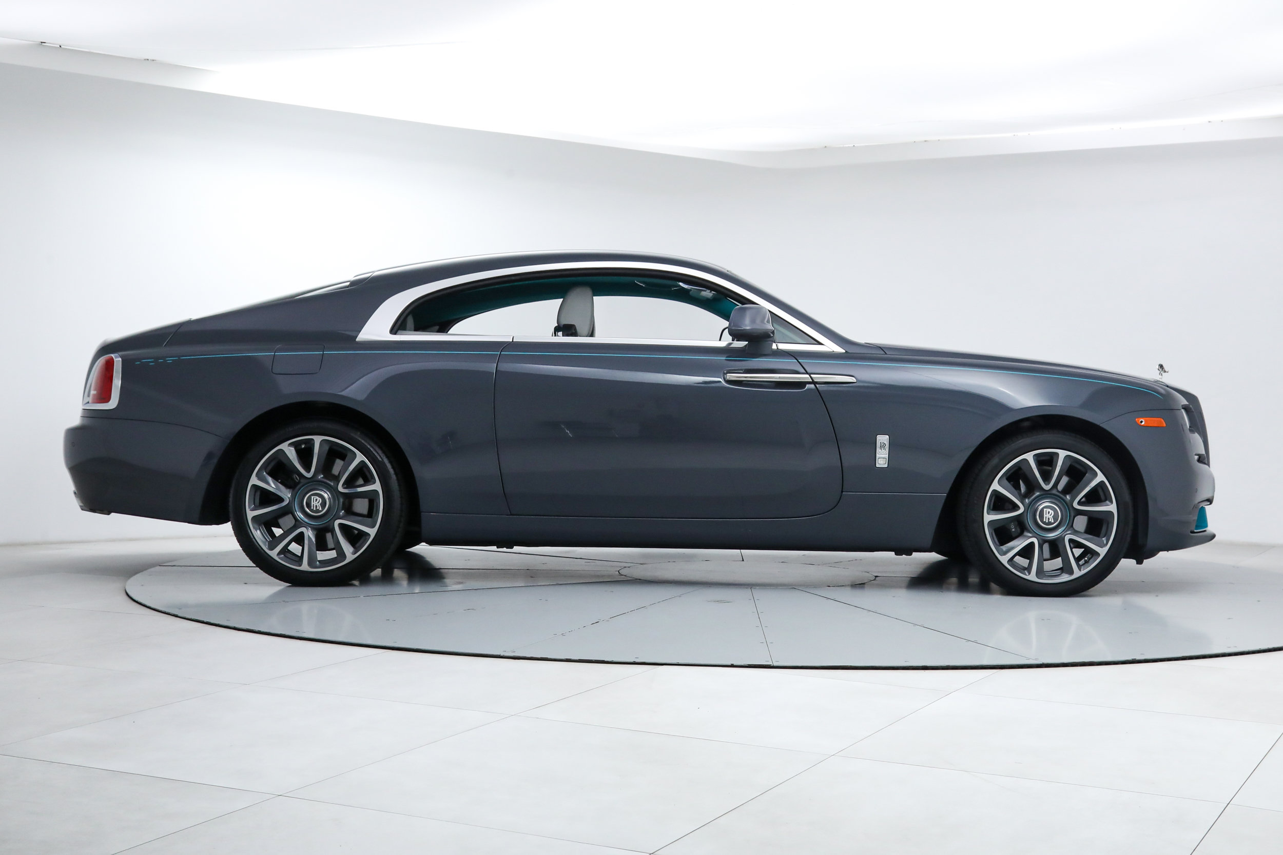 Used 2021 Rolls-Royce Wraith RWD image 6