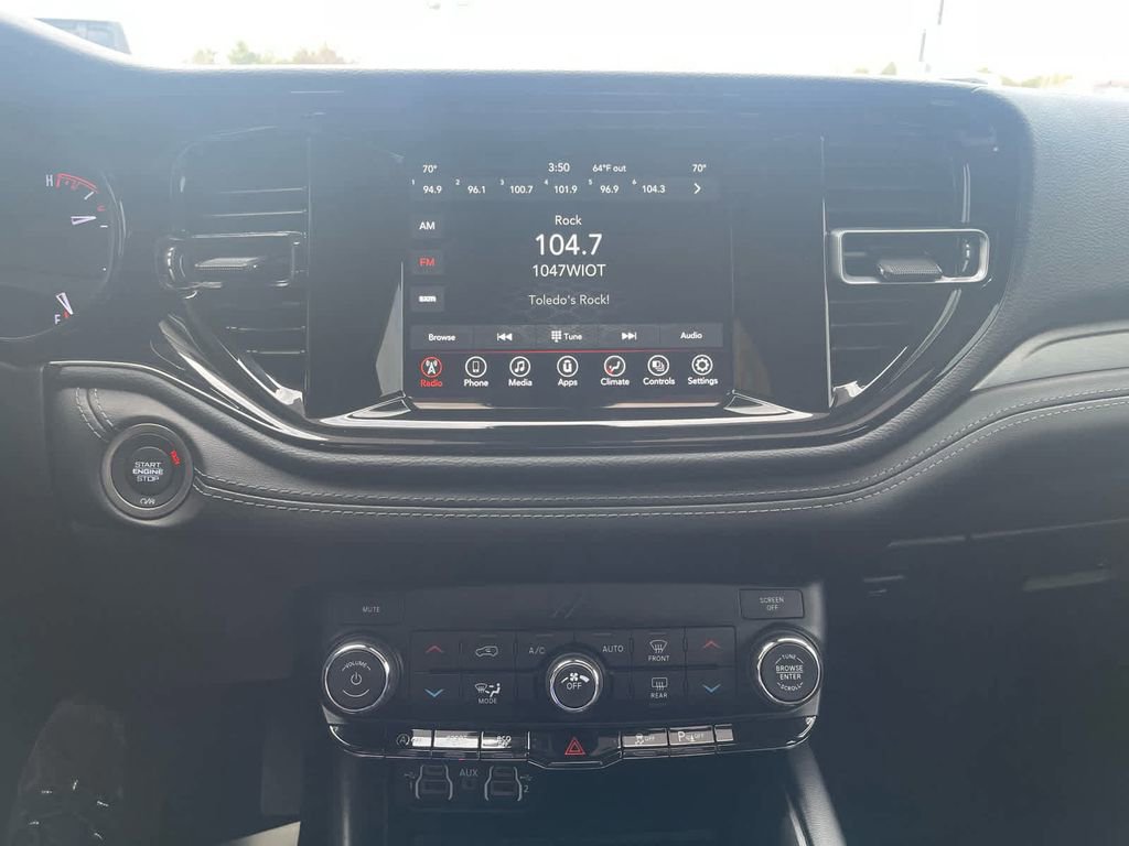 Used 2021 Dodge Durango SXT image 28