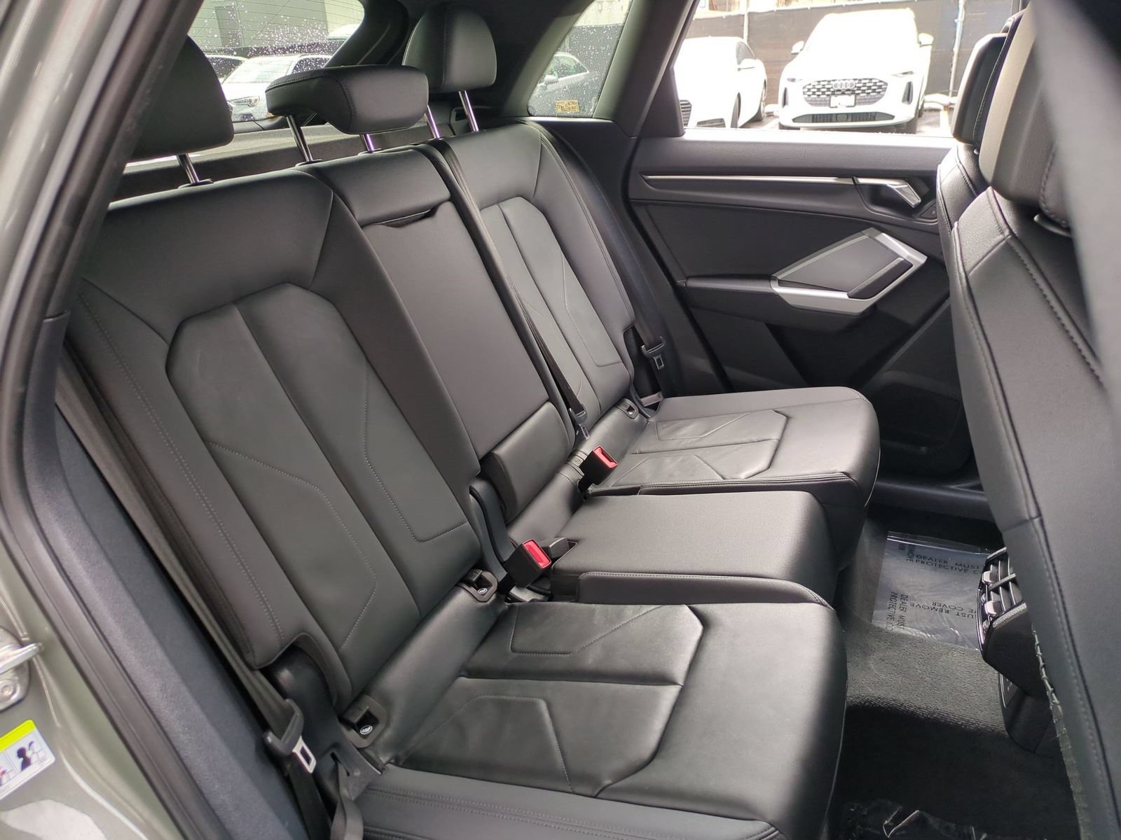 Used 2023 Audi Q3 2.0T Premium w/ Convenience Package AWD/4WD image 29