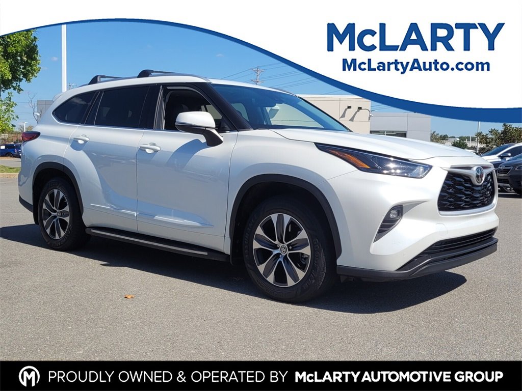 Used 2022 Toyota Highlander XLE