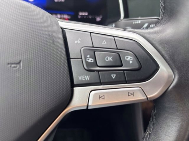 Used 2024 Volkswagen Jetta SE FWD image 23