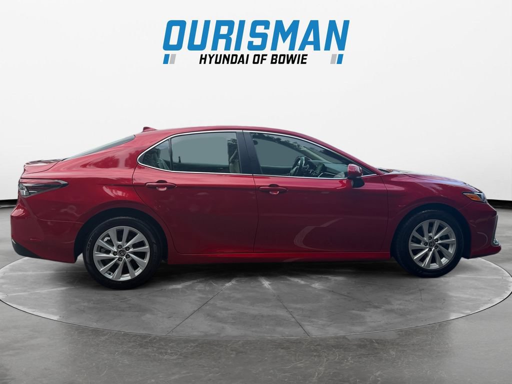 Used 2024 Toyota Camry LE FWD image 7