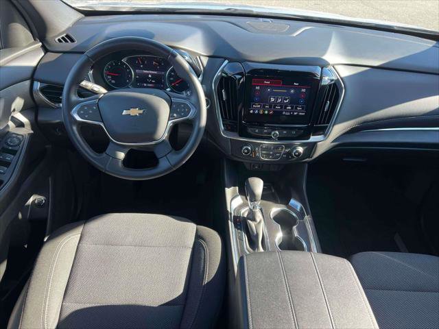 Used 2022 Chevrolet Traverse LT image 10