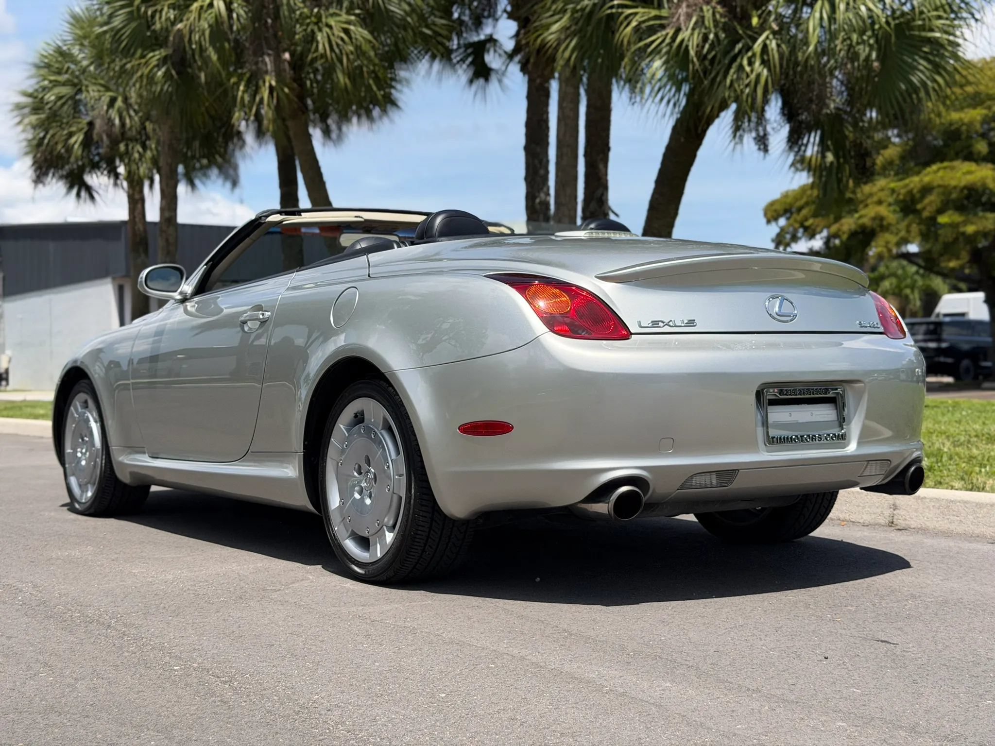 Used 2002 Lexus SC 430 Convertible RWD image 17
