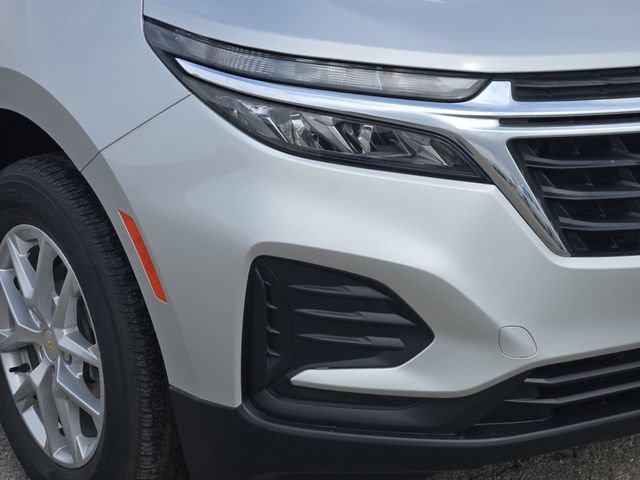 Used 2022 Chevrolet Equinox LS w/ LPO, Floor Liner Package image 9