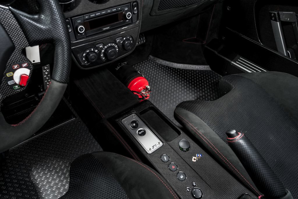 Used 2009 Ferrari F430 Scuderia RWD image 19