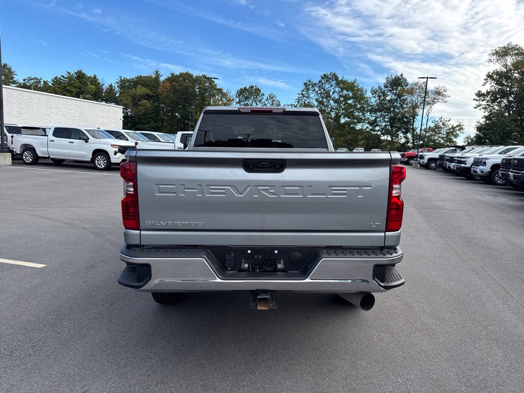 Used 2025 Chevrolet Silverado 2500 LT w/ Convenience Package AWD/4WD image 6