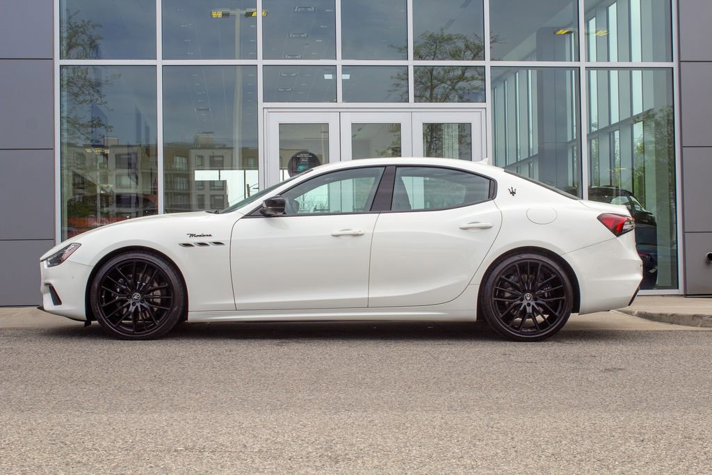 Used 2024 Maserati Ghibli Modena Q4 AWD/4WD image 7