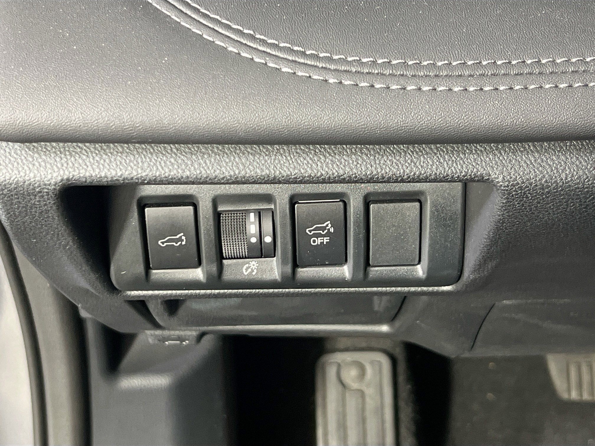 Used 2022 Subaru Outback Limited XT image 10