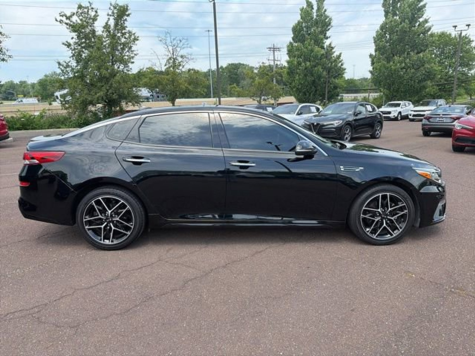 Used 2020 Kia Optima SE FWD image 9