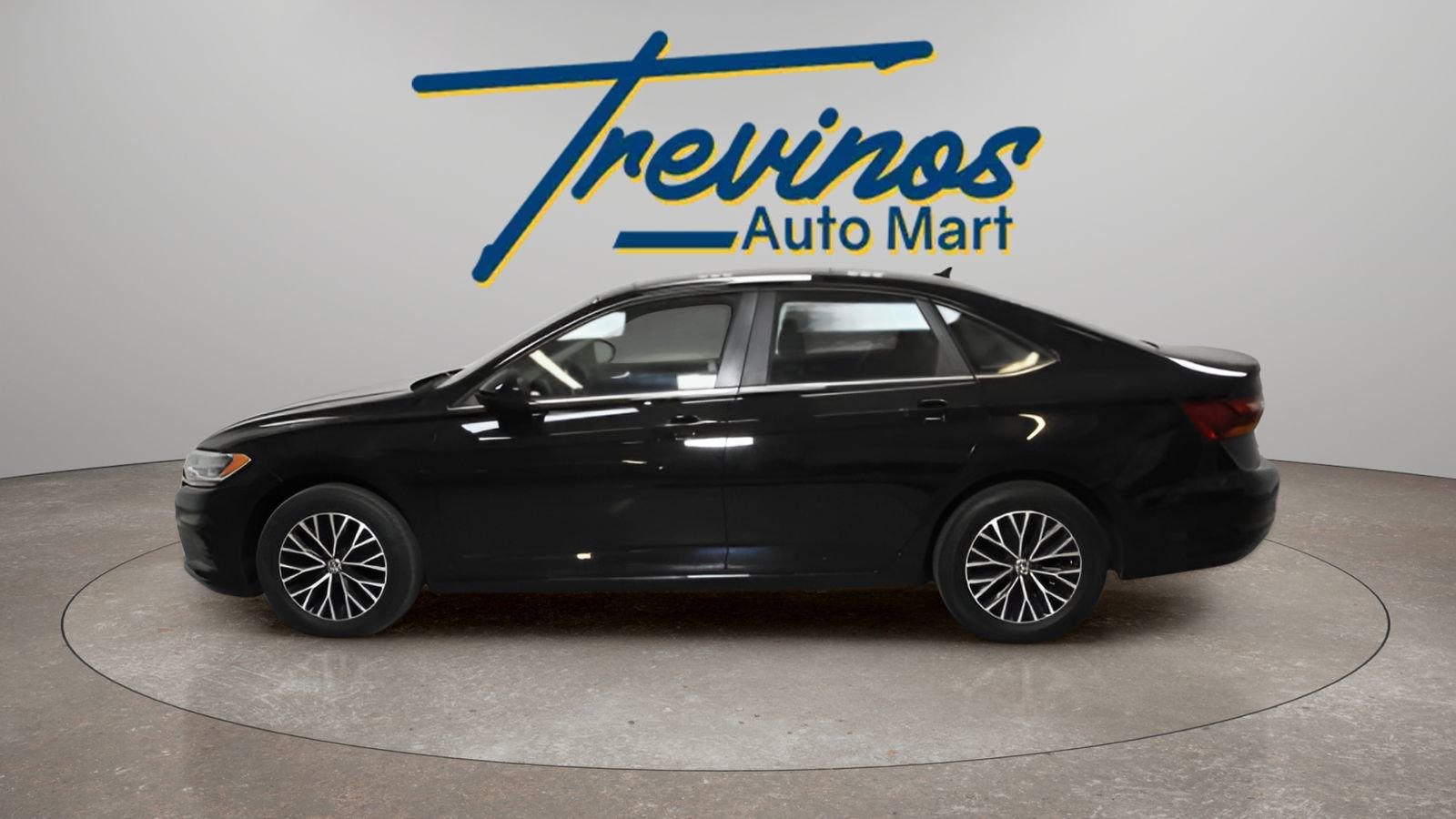 Used 2019 Volkswagen Jetta SE w/ Cold Weather Package image 11