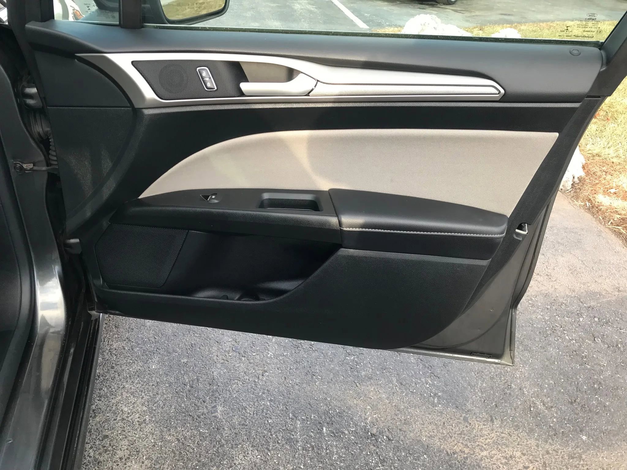 Used 2017 Ford Fusion S image 45